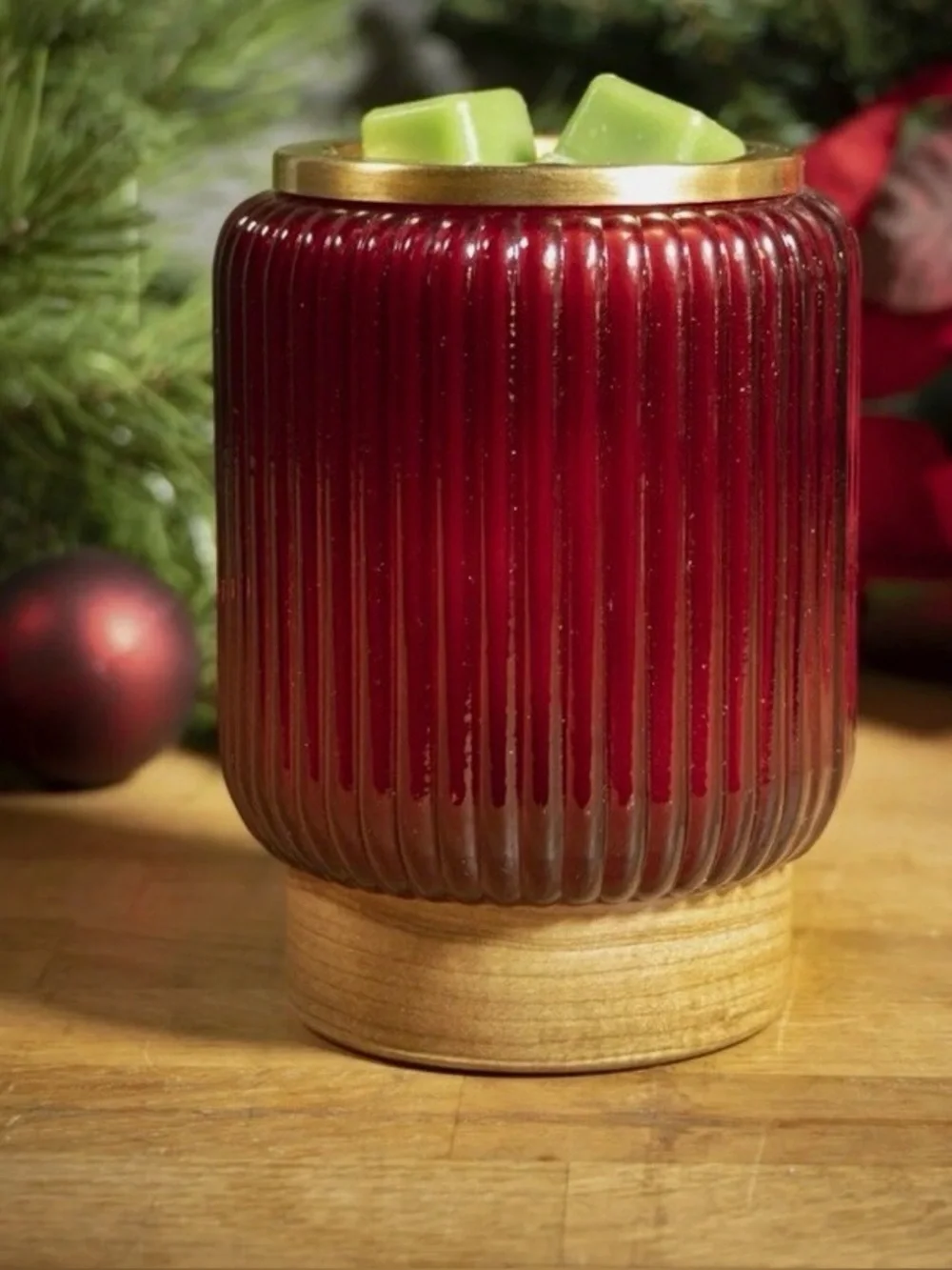 Better Homes & Gardens Red Amber Ribbed Glass Lantern Lamp with metal Base